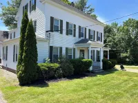 Family friendly serene house close to beaches, sleeps 8, lot off street parking Hotels in Saco