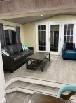 Waterfront Suite, Dogs Are Cool! No Pet Fee!