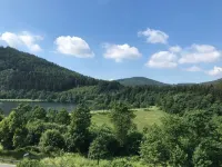 Vacation apartment with lake view and close to the ski slopes