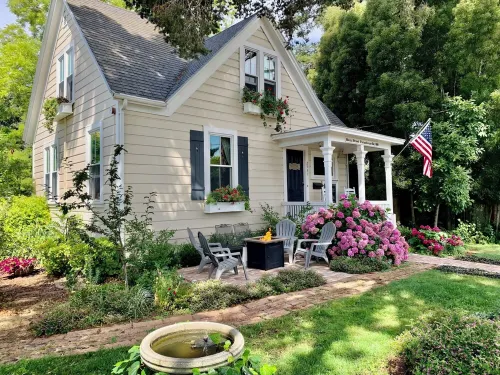 Main Street Farmhouse!