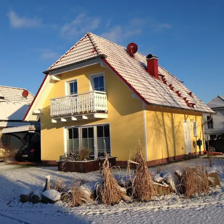 1st location on the beach of Lake Kummerow, a pleasure not only in summer