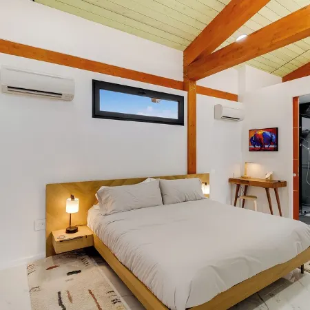 Pedernales River Guesthouses - PONDER