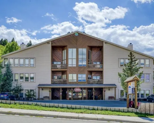 The Slopeside Haven Condo - 300 Feet to Ski Lifts - GoldCreek #102 Hotels in Angel Fire