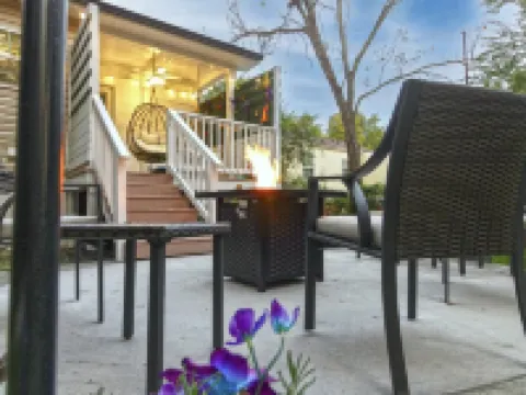 Cozy 3bdrm 2ba mins from Downtown Hotels in Gilmer