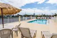 Comfort Inn & Suites Panama City North - Swimmingpools