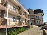 Fortuna Hotel のホテル