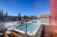 Winter Park Studio: On the River~ Walk Downtown!