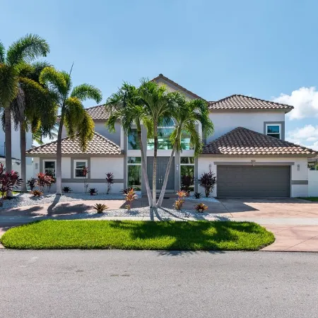 Waterfront Estate Exclusive-Paradise Lighthouse Point Florida Private Pool/Spa