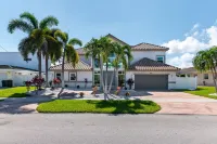 Waterfront Estate Exclusive-Paradise Lighthouse Point Florida Private Pool/Spa - Homestays