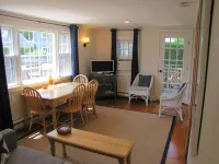 Walk to Town! Bike or Bus to Beach! Charming Cottage- Leeward- on Private Lane