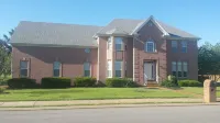 David's Fun House - Sleeps 24. Pool Table, Ping Pong, Piano.5 Bedrooms, 3 Baths - 4-Star