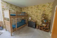 The Butterfly House- Malibu Hillside Retreat Under the Stars