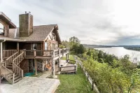 Log Cabin Lodge Overlooking Ohio River Near Creation Museum & Arc Encounter