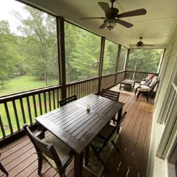 Explore, Relax: Mountain House, Yahoola Creek, Cherokee Forest