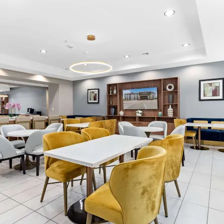 Hawthorn Extended Stay by Wyndham Port Arthur