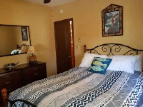 Perfect Getaway for All Occasions.  1200sq ft. Sleeps 8. Country Atmosphere Hotels in Nasewaupee