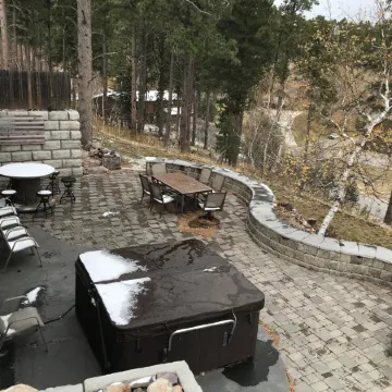 7 Bedroom Spacious Lead Home with Game Room and Hot Tub