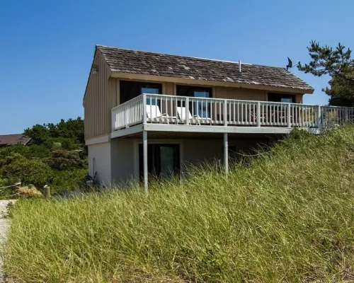 Spectacular Private Waterfront Cottage on Bayside. Panoramic Views. Pet Friendly Hotels in Wellfleet