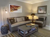 2 Bedroom 1,079 sf Cottage. Dock. Full Kitchen, WI-FI,HDTV, Parking & Pets ok.