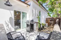 Pinot Paradise, King Bed, Located In Downtown Paso Robles