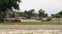 Beautiful beach retreat condo w/ amazing Gulf and beach view!!