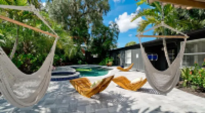Barefoot Bungalow, Heated Pool & Spa, Game Room Foosball