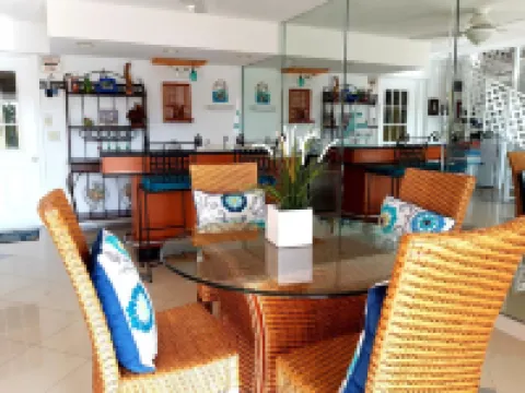 Oceanfront, 2 Pools, Lagoon, Tennis, Picketball, Marina, Fishing & Great Views!