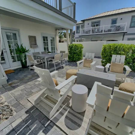 Bali Cottage South Of 30a Luxury Rental/2 Bikes/ KING BEDS/ Just Steps to Beach!