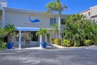 Beautiful freshly remodeled beachfront condo Hotels in Belleair Beach