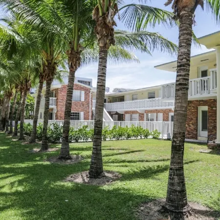 SEASONAL RENTAL IN KEY BISCAYNE
