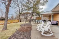 Massive House 10 Minutes from Downtow, King Beds, Hot Tub, Pool Table, 70in TVs!