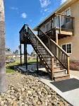 Private top floor spacious 1 bedroom retreat - Guesthouse