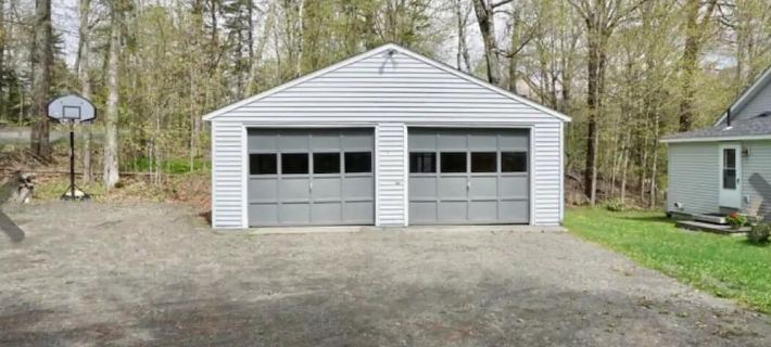 Lakefront home on Moosehead Lake: Your family-owned, 3-level retreat awaits! Hotels in Piscataquis County