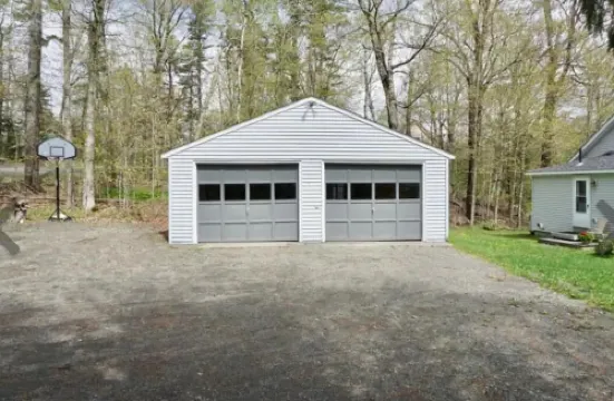 Lakefront home on Moosehead Lake: Your family-owned, 3-level retreat awaits!