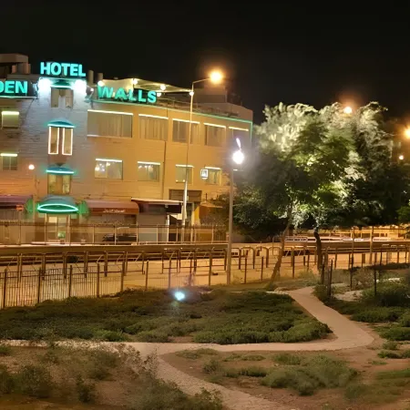 Golden Walls Hotel