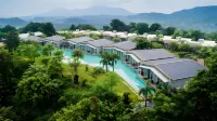 The Forest Club Resort Hotel di Wavarle