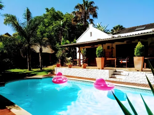 Khashamongo B & B