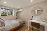 Fully renovated sunlight basement ADU in Seward Park 슈어드 파크 호텔