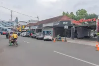 Urbanview Hotel Ultima Veteran Garut - Pensions