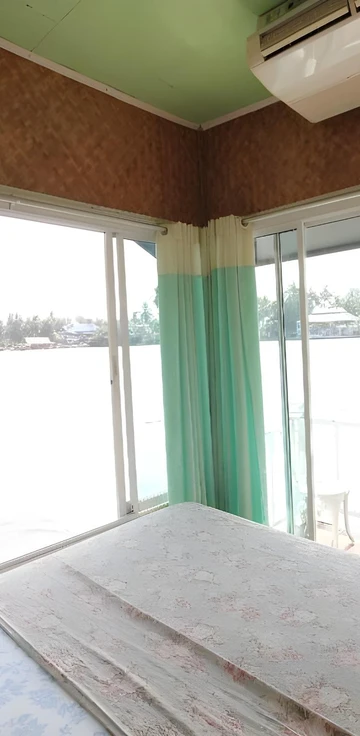 รูปภาพของนิตา ราฟท์ เฮาส์