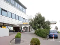 Hotel Neptun Отели рядом с достопримечательностью «Ostseebad Warnemunde»
