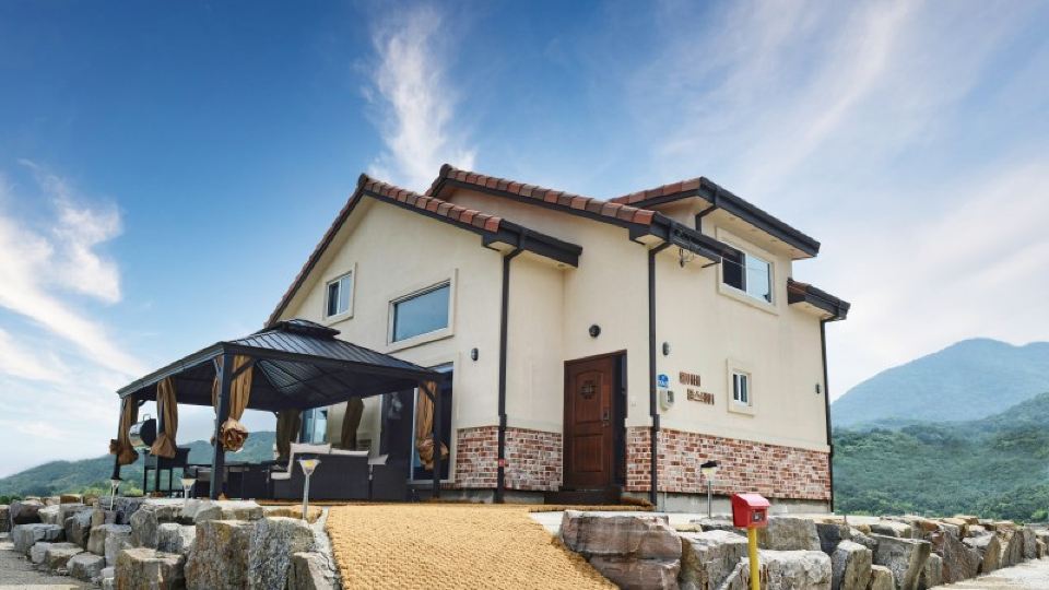 Hadong Group Family Pension Yuline Farm Stay