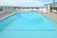 Edgewater Inn and Suites - Pysäköinti