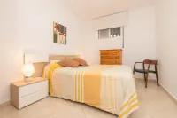 EL MIRADOR 2 - Cozy flat in front of the sea with free Wifi Hotels near Plazoleta Del Merendero