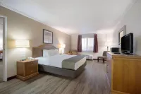 Quality Inn & Suites Lake Havasu City فنادق في بحيرة هافاسو سيتي