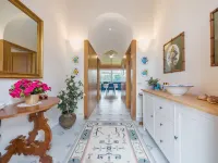 Carlotta - Homestays