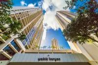 Remodeled 1Br Near Waikiki Beach with Free Parking!