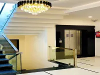 Hotel Urs Palace
