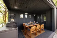 Reconnect Glamping Stulpicani Hotels in Stulpicani