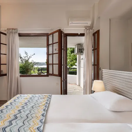 Alianthos Suites